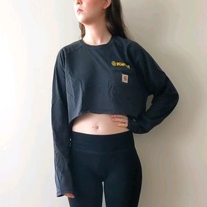 Cropped Carhartt Long-Sleeve Tee